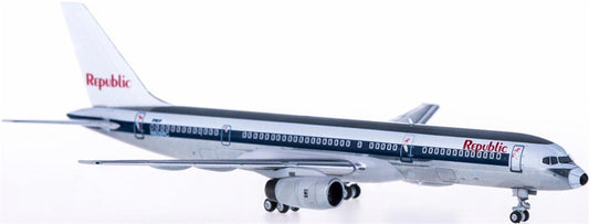 NG Models Republic Airways Boeing 757-200 N606RC 1:400 Diecast Model view 1