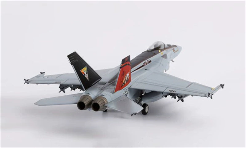 HOBBY MASTER F/A-18E Super Hornet 166776, VFA-31 Tomcatters Mediterranean Sea, 2011 1/72 Aircraft Pre-built Model