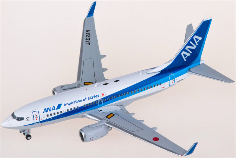 JC Wings ANA Boeing 737-700 JA02AN 1:400 Diecast Model view 2