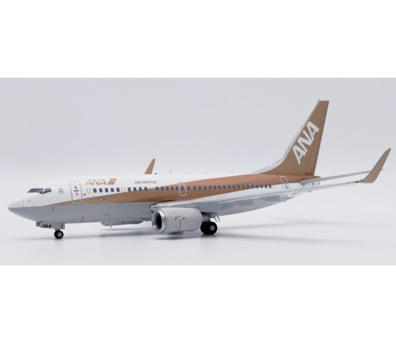 JC Wings 1:200 ANA B737-700 JA01AN  DIECAST Model