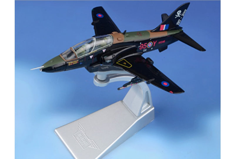 CORGI BAE Hawk XX246 / 95-Y 100 Squadron - 100 Years of the RAF 2018 Range 1/72 Aircraft Pre-built Model