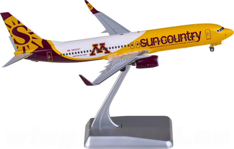 NG Models Sun Country Airlines for Boeing 737-800 N809SY 1:200 Airplane Pre-built  Airliner Model Display