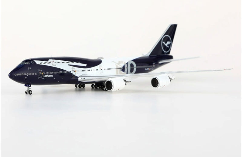 HX Models 1:400 Lufthansa B747-8 D-ABYN Standard Edition DIECAST Model