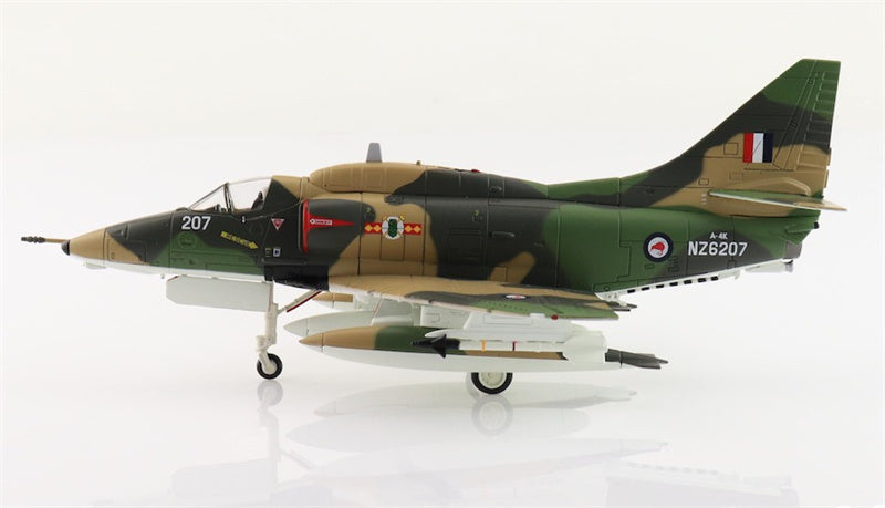 HOBBY MASTER A4K Skyhawk NZ6207 No.75 Squadron RNZAF New Zealand 1:72 Aircraft Pre-built Model