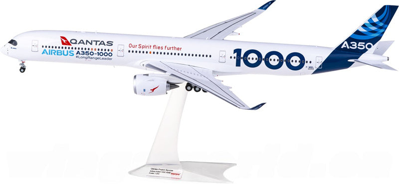 Herpa Qantas Airbus A350-1000 F-WMIL 1:200 ABS Model view 1