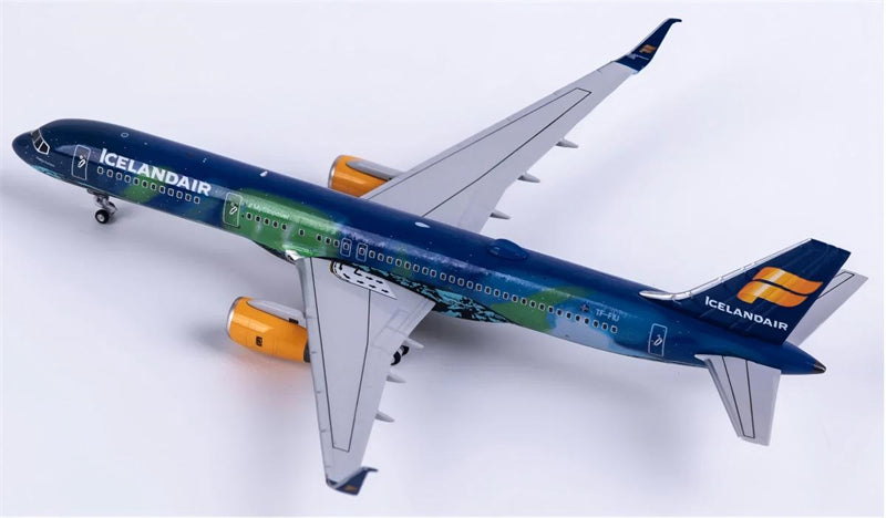 NG Models 1:400 Icelandair Boeing 757-200 TF-FIU  DIECAST Model