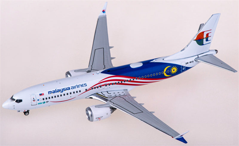 Phoenix Malaysia Airlines Boeing 737 MAX 8 9M-MVA 1:400 Diecast Model view 1
