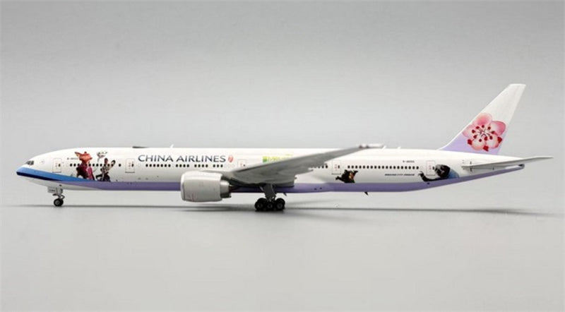 Phoenix 1:400 China Airlines Boeing 777-300ER B-18055  DIECAST Model
