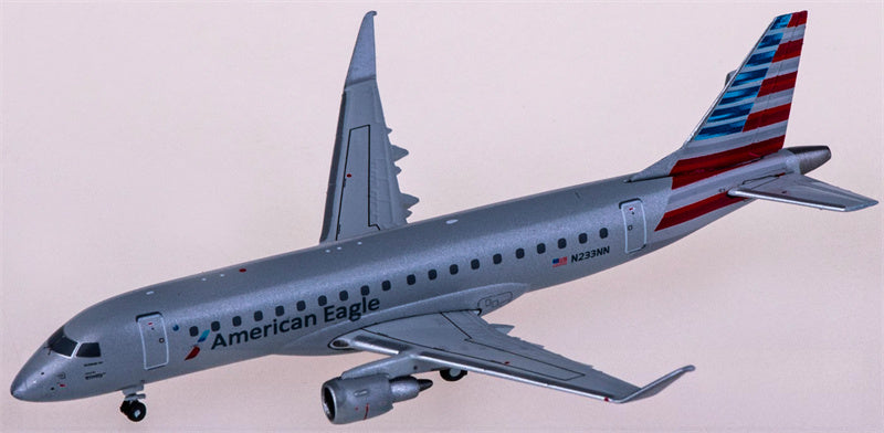 Geminijets American Eagle Airlines Embraer ERJ-175LR N233NN 1:400 Diecast Model view 2