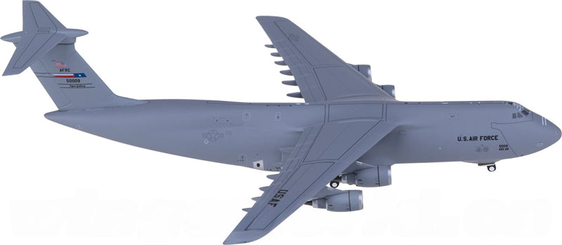 Geminijets USAF Lockheed C-5M Super Galaxy 85-0009 1:400 Diecast Model view 1