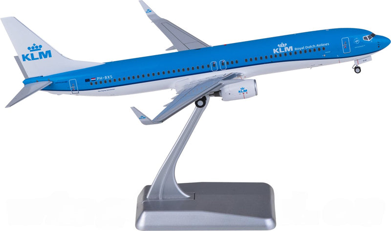 NG Models KLM Boeing 737-900 PH-BXS 1:200 Diecast Model view 2