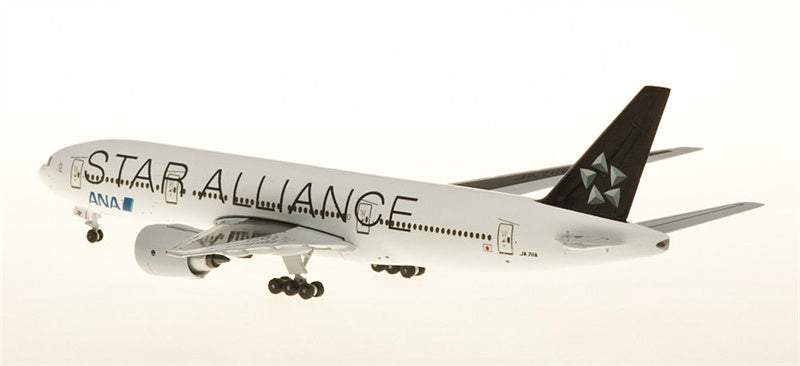 AeroClassics ANA Boeing 777-200 JA711A Star Alliance 1:500 Diecast Model view 4