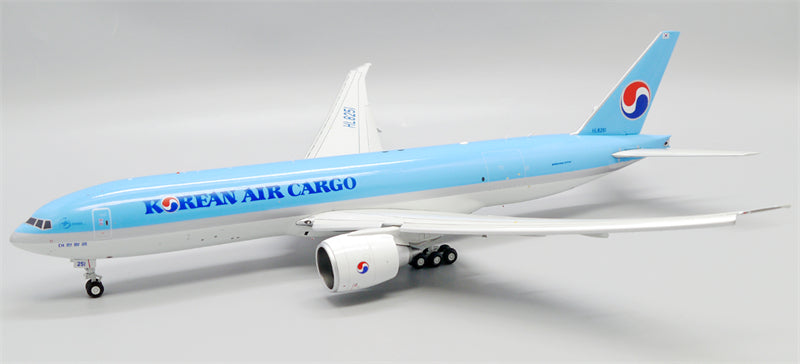 JC Wings 1:200 Korean Air Boeing 777-200F HL8251 Flaps down Diecast Model view 2