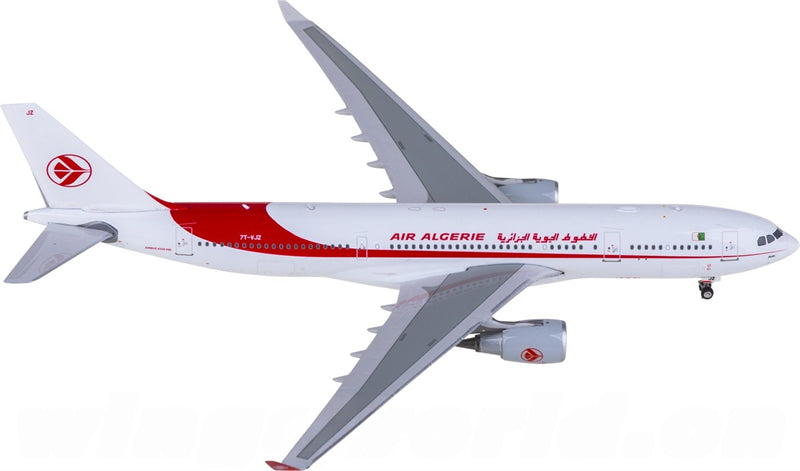 Phoenix Air Algerie Airbus A330-200 7T-VJZ 1:400 Diecast Model view 3