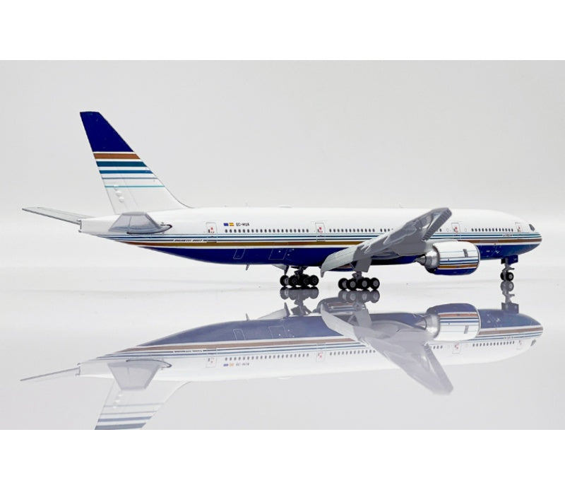 JC Wings 1:400 Privilege Style B777-200ER EC-MUA Flaps down DIECAST Model