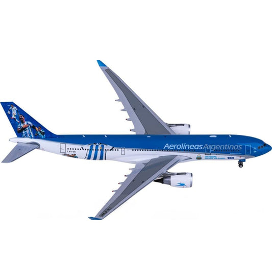 Phoenix Aerolineas Argentinas Airbus A330-200 LV-FVH 1:400 Aircraft Pre-built  Airliner Model Display