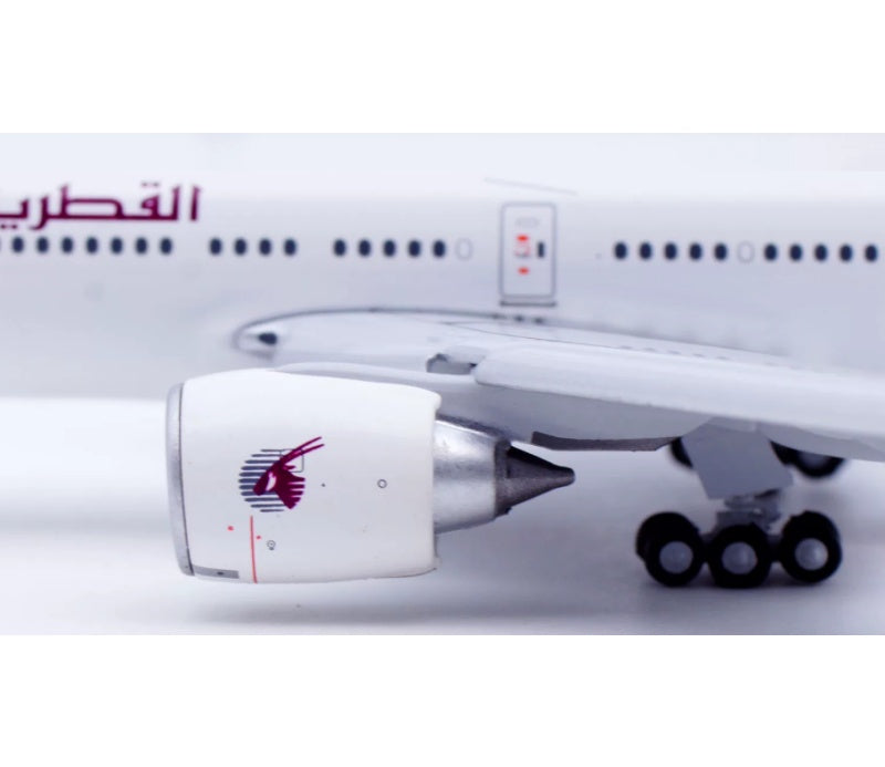 JC Wings 1:400 Qatar Airways B777-300ER A7-BOC Flaps down DIECAST Model