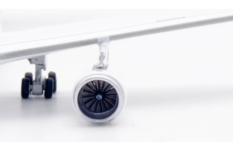 Aviation 1:400 Lufthansa A330-300 D-AIKI  DIECAST Model