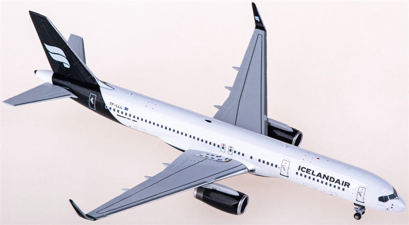 NG Models Icelandair Boeing 757-200 TF-LLL 1:400 Diecast Model view 3
