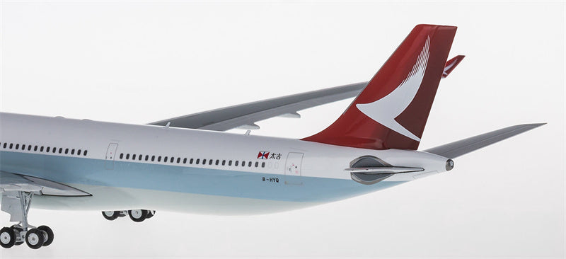 Phoenix Cathay Dragon Airbus A330-300 B-HYQ 1:200 Diecast Model view 5