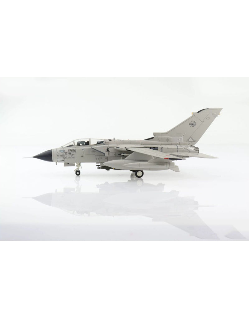 HOBBY MASTER Italian Air Force Tornado IDS 6 Stormo 102 Gruppo 1:72 Model 2001   MM7071/6-35