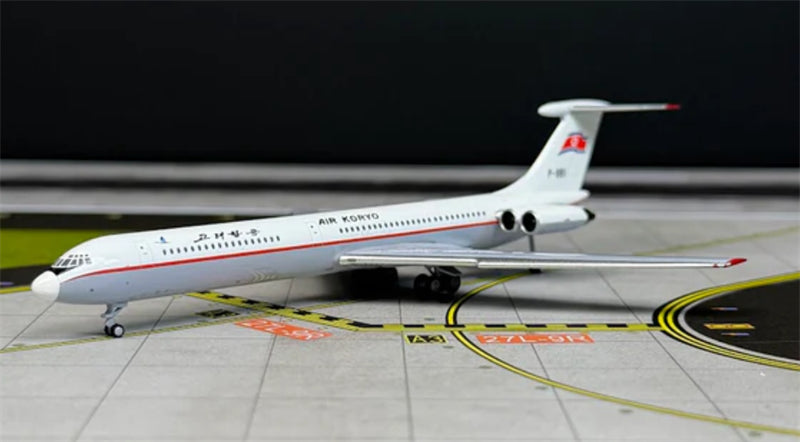Phoenix 1:400 Air Koryo Ilyushin IL-62M P-881  DIECAST Model