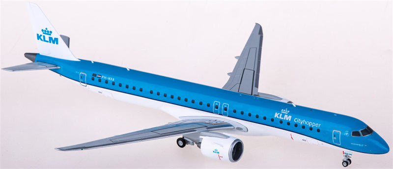 Herpa KLM for Embraer ERJ-195-E2 PH-NXA 1:200 Airplane Pre-built  Airliner Model Display