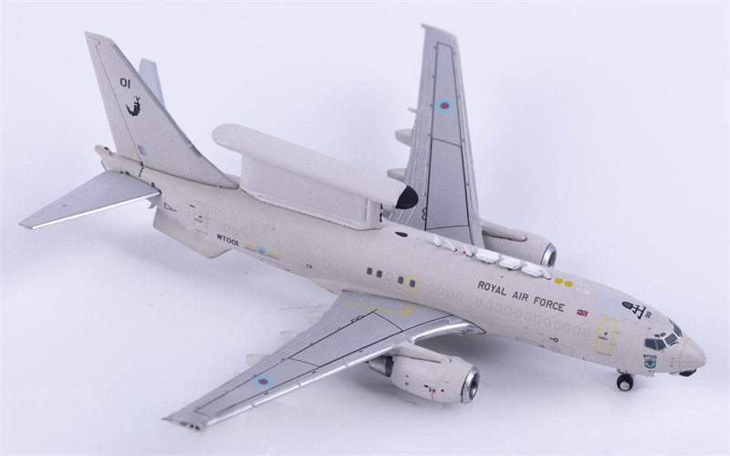 Geminijets RAF Boeing E-737 AEW1 WT001 1:400 Diecast Model view 4