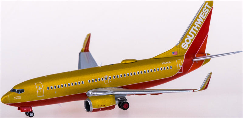 Geminijets Southwest Airlines Boeing 737-700 N714CB 1:400 Diecast Model view 3