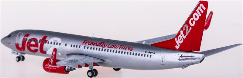 Geminijets Jet2 Boeing 737-800 G-GDFR 1:400 Diecast Model view 2