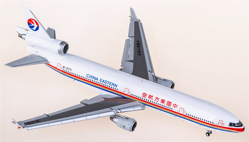 HX Models 1:400 China Eastern Airlines McDonnell Douglas MD-11F B-2171 Flaps down Model