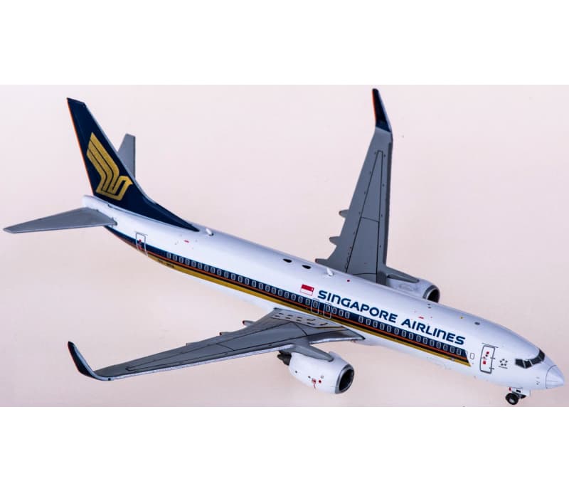 JC Wings Singapore Airlines Boeing 737-800 9V-MGA 1:400 Aircraft Pre-built  Airliner Model Display