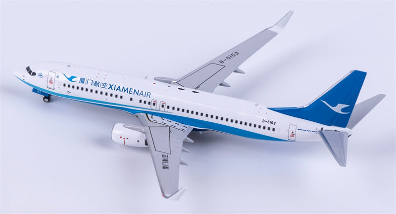 FLOZ XiamenAir Boeing 737-800 B-5152 1:400 Diecast Model view 2