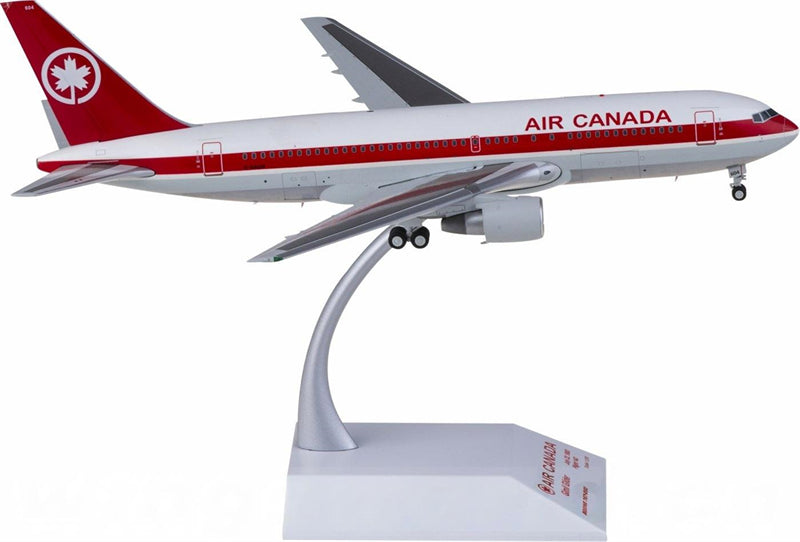 JC Wings Air Canada Boeing 767-200 C-GAUN 1:200 Diecast Model view 1