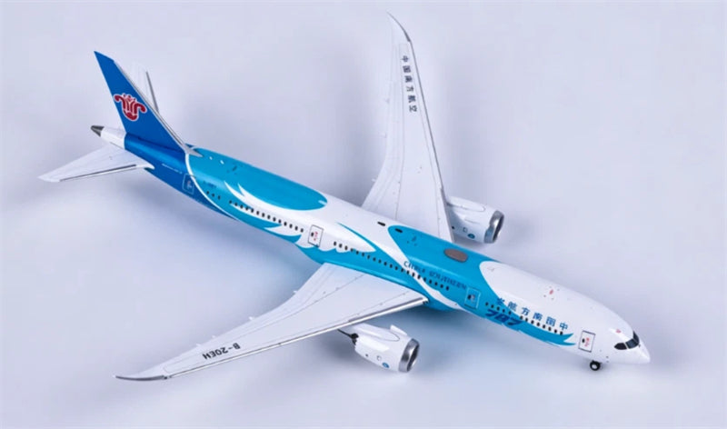 NG Models 1:400 China Southern Airlines Boeing 787-9 Dreamliner B-20EH  DIECAST Model