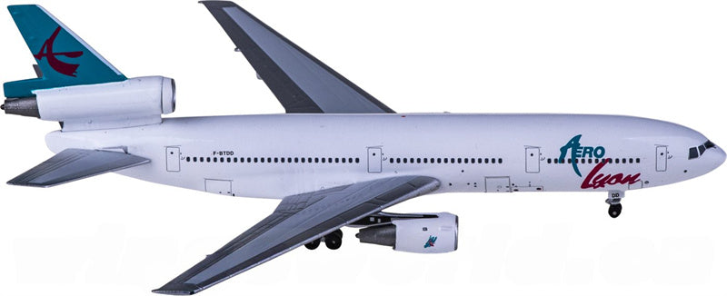 AeroClassics Aerolyon McDonnell Douglas DC-10-30 F-BTDD 1:400 Diecast Model view 3