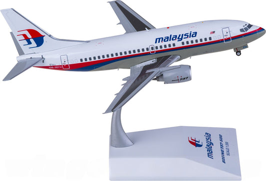 JC Wings Malaysia Airlines Boeing 737-500 9M-MFH 1:200 Diecast Model view 1