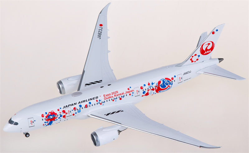 NG Models Japan Airlines Boeing 787-8 Dreamliner JA823J 1:400 Diecast Model view 1