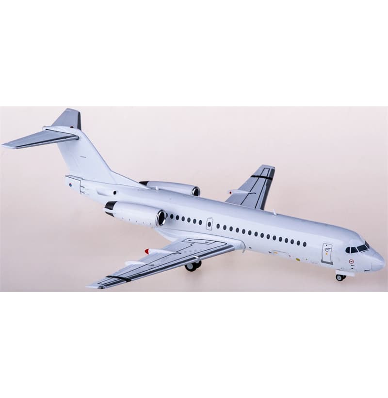 JC Wings Fokker 70 Blank 1:200 Aircraft Pre-built  Airliner Model Display