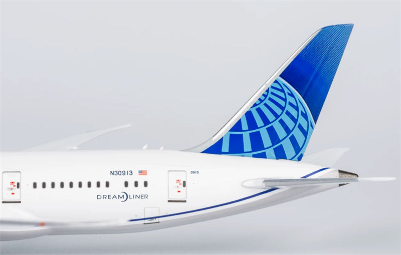 NG Models 1:400 United Airlines B787-8 N30913 DIECAST Model