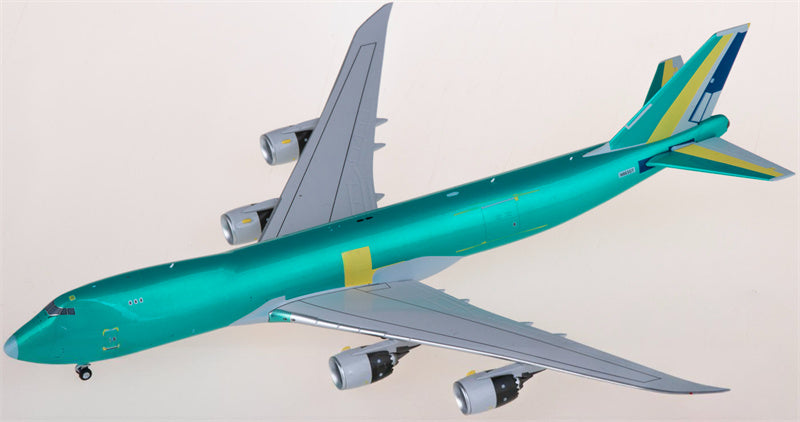 NG Models Atlas Air Boeing 747-8F N863GT 1:400 Diecast Model view 2