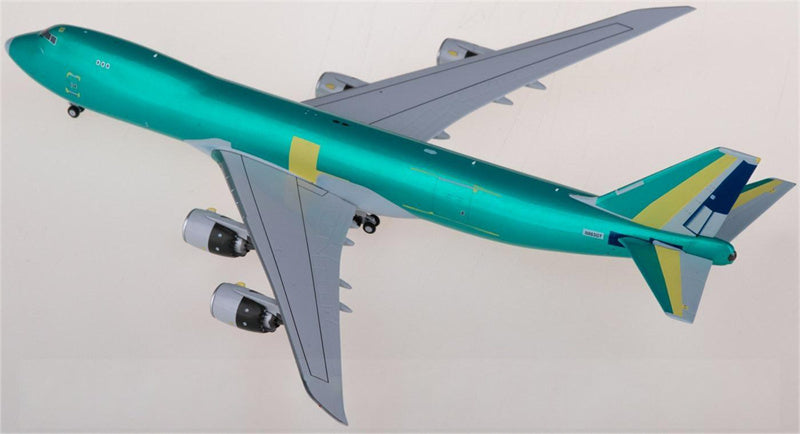 NG Models Atlas Air Boeing 747-8F N863GT 1:400 Diecast Model view 3