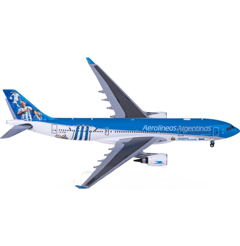 JC Wings Aerolineas Argentinas Airbus A330-200 LV-FVH 1:400 Aircraft Pre-built  Airliner Model Display