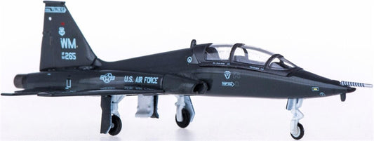 Hogan USAF T-38A 509th Bomb Wing Sep 2003 1:200 Diecast Model view 1