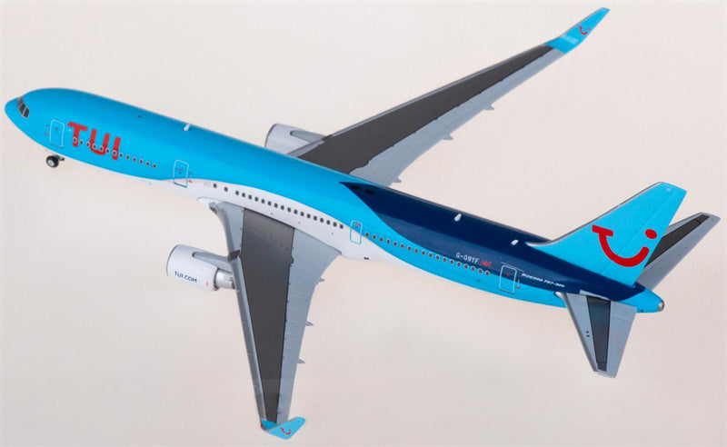 JC Wings TUI Airways Boeing 767-300ER G-OBYF 1:400 Diecast Model view 2