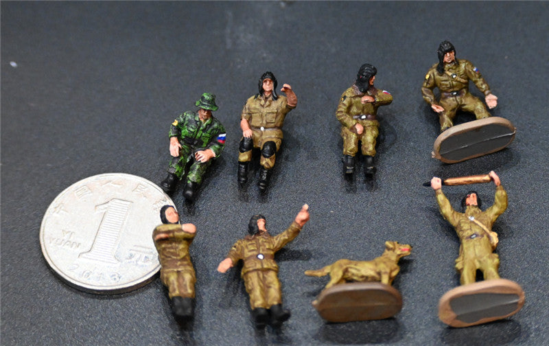 3R Russian tank crew set 7 figures with 1 dog 1:72 Soldier Pre-built Model