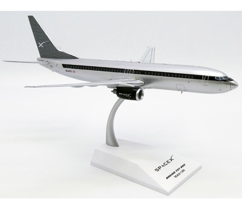 JC Wings 1:200 SpaceX B737-800 N154TS  DIECAST Model