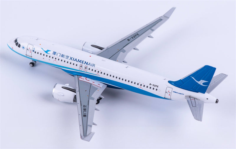 NG Models XiamenAir Airbus A320neo B-32PE 1:400 Diecast Model view 3