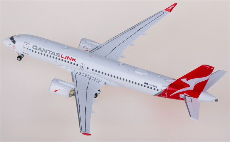 Geminijets 1:400 Qantas Airbus A220-300 VH-X4B Diecast Model view 2