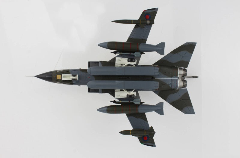HOBBY MASTER RAF Marham Tornado GR.1 617 Sqn. 1:72 Model 1988  Dambusters ZA585